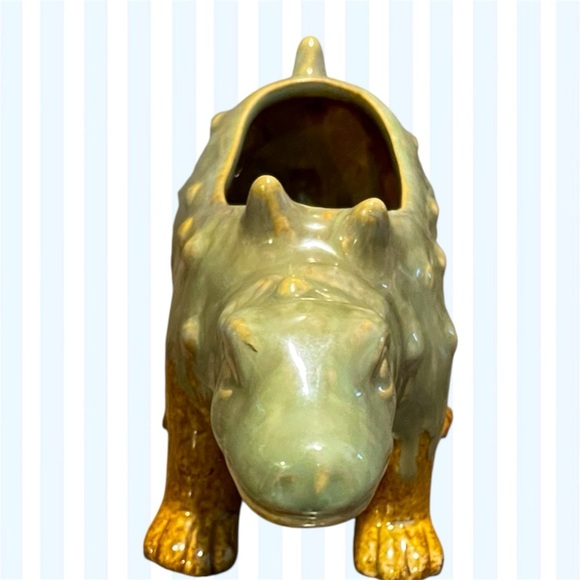 Adorable Ceramic Dinosaur Succulent Planter-3.5” Opening - Picture 3 of 5